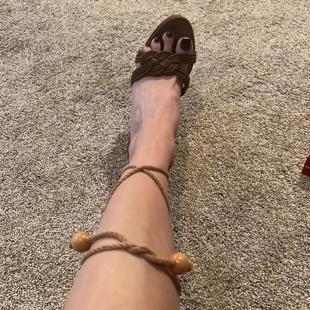 Bcbg brown wedges size 8